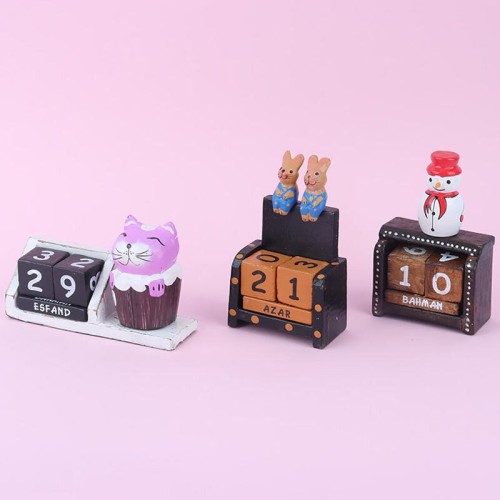 تقویم چوبی رومیزی طرح فانتزی